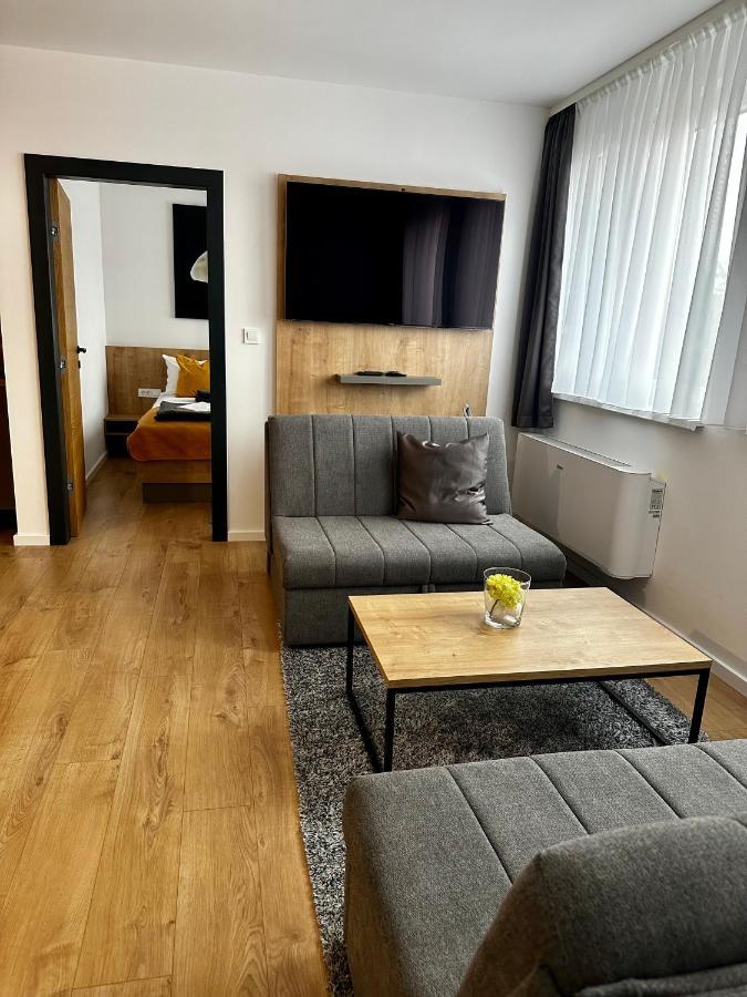 Roomsb Slavonski Brod Exterior photo
